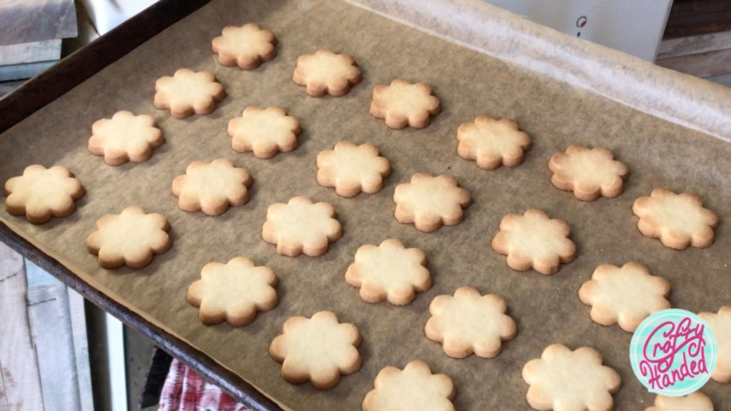 Baked Linzer cookies