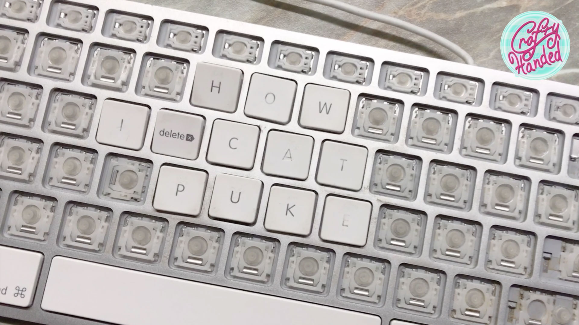 How to clean the Apple Magic Keyboard!