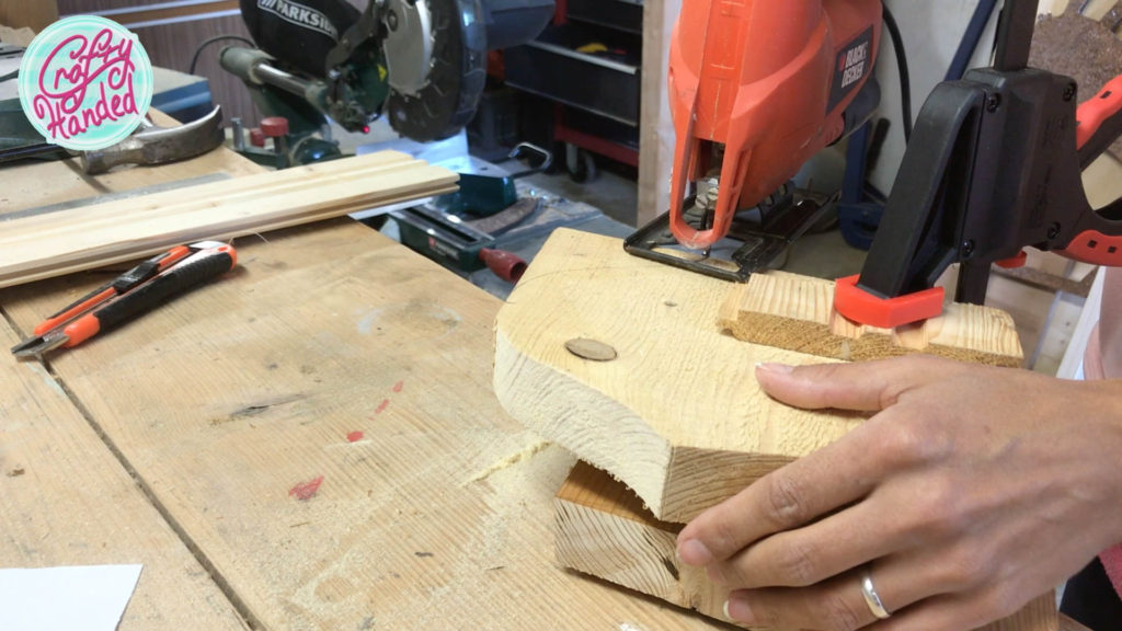 Cutting the Curved Ends